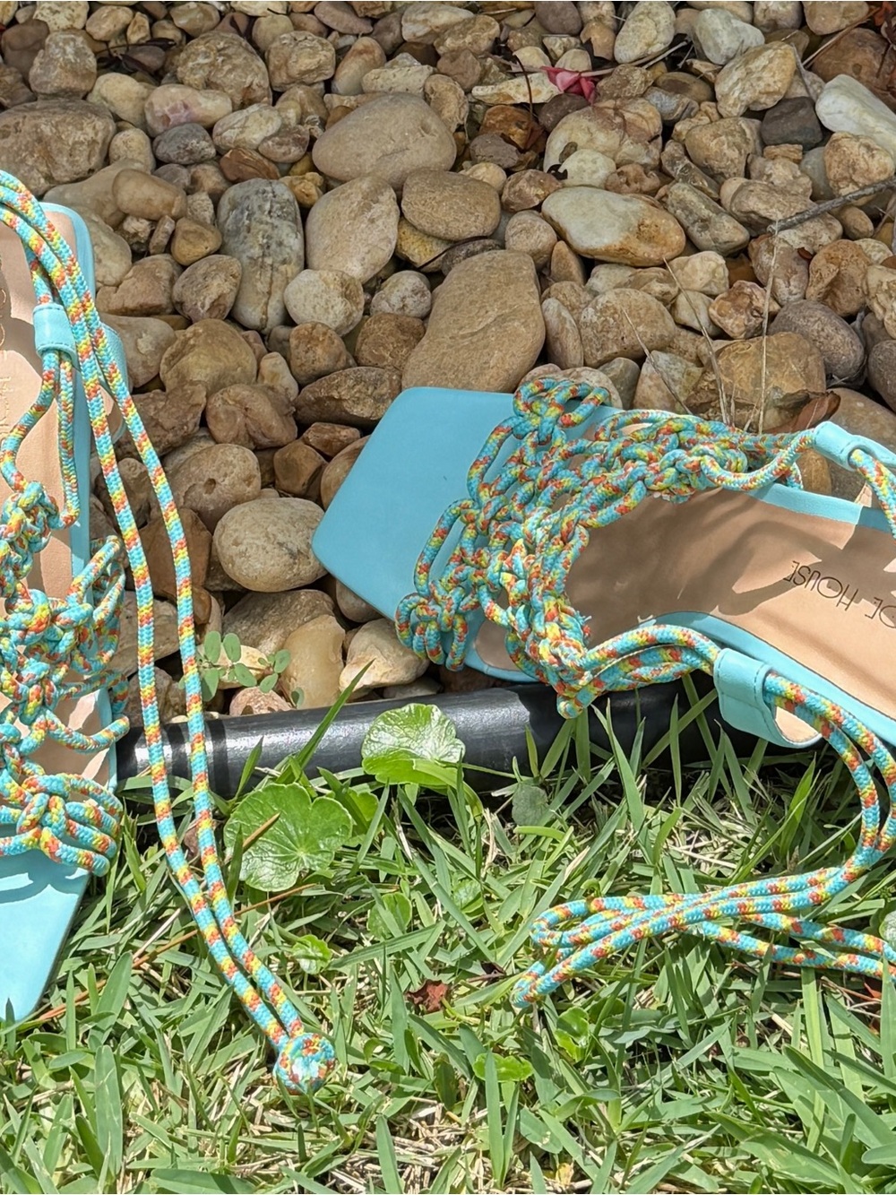 Chunky geometric heels - Picture 3 of 13